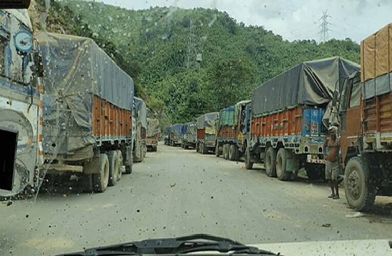 मणिपुर सरकार का बड़ा कदम, यूनाइटेड नगा काउंसिल से व्यापार प्रतिबंध हटाने का आग्रह