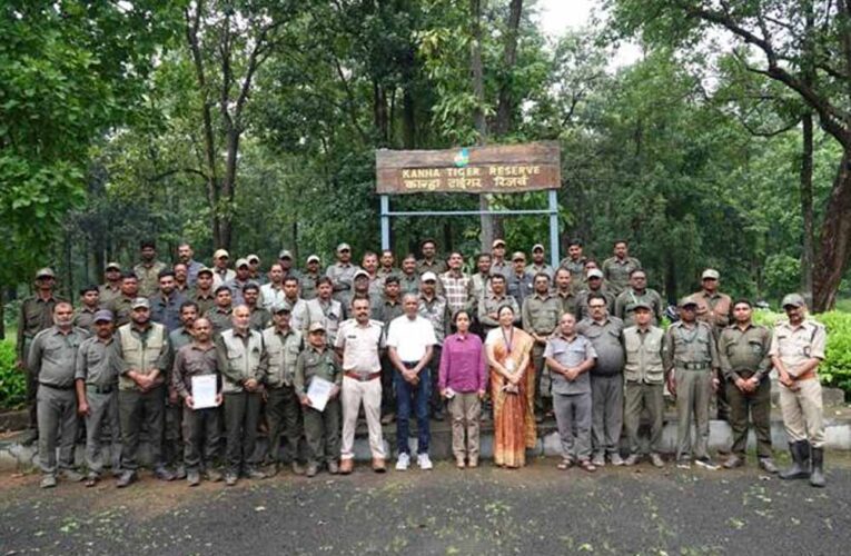 कान्हा टाइगर रिजर्व में हुआ इंग्लिश स्पीकिंग प्रशिक्षण