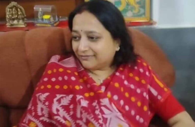 सपा ने बीजेपी विधायक को भेजा कानूनी नोटिस, टोटियां चोरी बयान पर केतकी सिंह से माफी की मांग