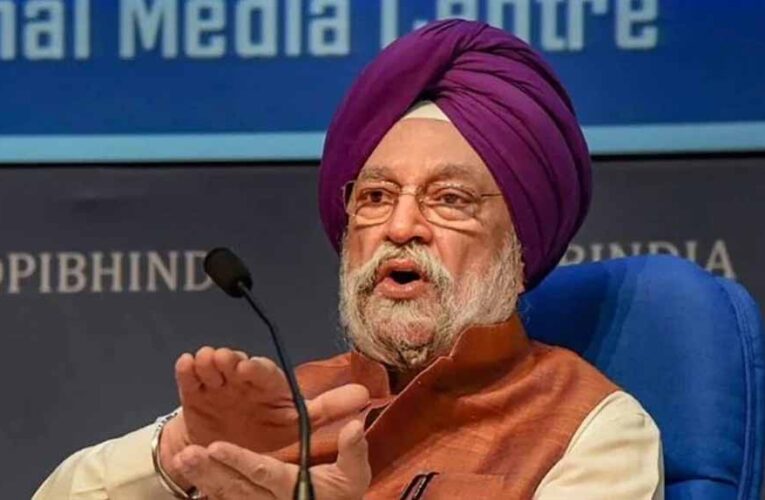 भारत का अमेरिका को जवाब: रूसी तेल खरीद में न नियम तोड़ा, न फायदा उठाया