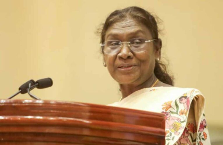 राष्ट्रपति ने प्राकृतिक आपदाओं पर जताया दुख, जनता से एकजुटता का किया आग्रह