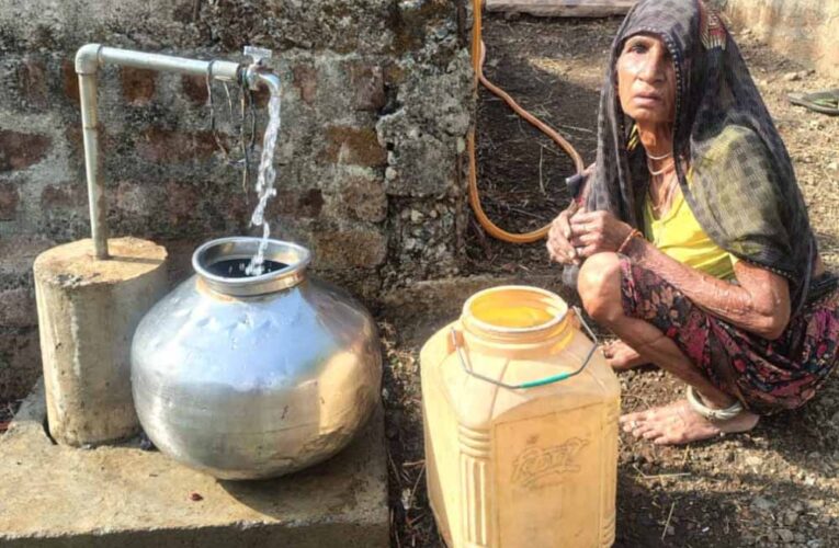 हर घर में नल से पानी: ग्रामीण महिलाओं के संघर्ष की कहानी बदली