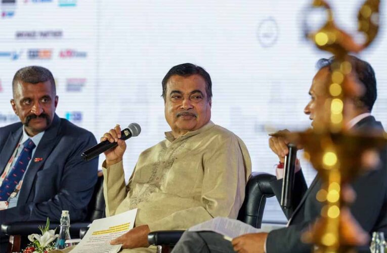 एथनॉल विवाद पर नितिन गडकरी का बड़ा बयान – ‘मुझे सियासी निशाना बनाने के लिए चलाया जा रहा है पेड कैम्पेन’