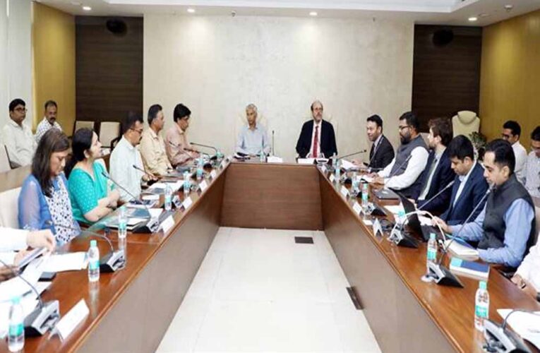 बच्चों के स्वास्थ्य मानकों के सुधार में हर घर जल की बड़ी भूमिका : नोबेल विजेता प्रो. क्रेमर