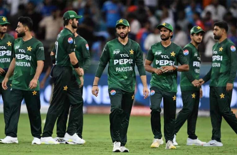 भारत के खिलाफ मुकाबले से पहले पाकिस्तान टीम में तनाव, प्रेस कॉन्फ्रेंस रद्द