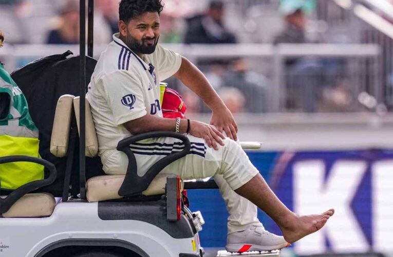 फुट इंजरी से जूझ रहे ऋषभ पंत कब तक कर पाएंगे वापसी?