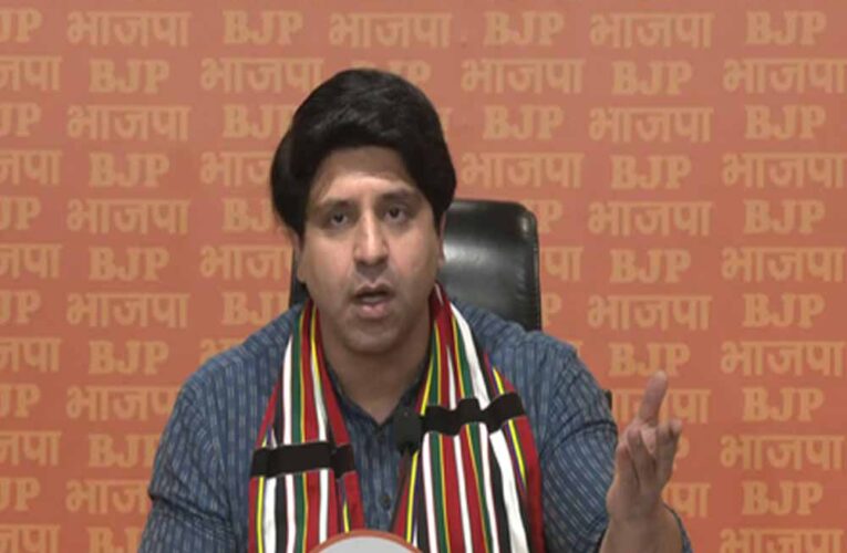 शहजाद पूनावाला का बड़ा आरोप: कांग्रेस परिवारवाद को संविधान से ऊपर रखती है!