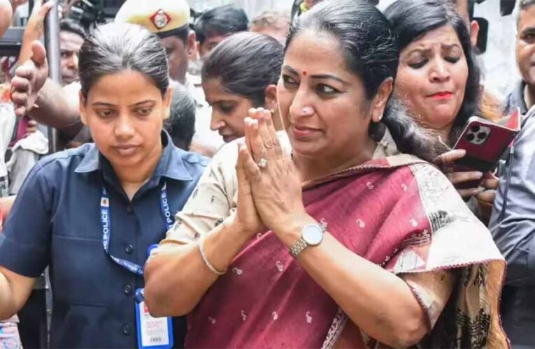 छठ पर्व पर सीएम रेखा गुप्ता का ऐतिहासिक निर्णय: दिल्ली में यमुना के दोनों किनारों पर होगी पूजा