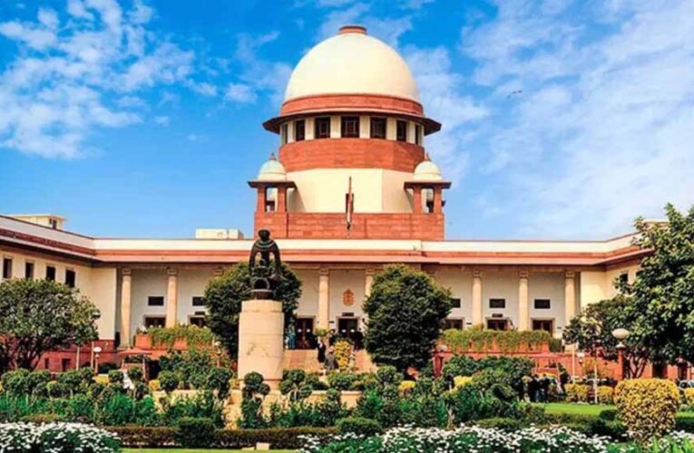 सुप्रीम कोर्ट ने किया खारिज: विस्थापित कश्मीरी हिंदुओं की नौकरी में छूट पर सुनवाई नहीं होगी