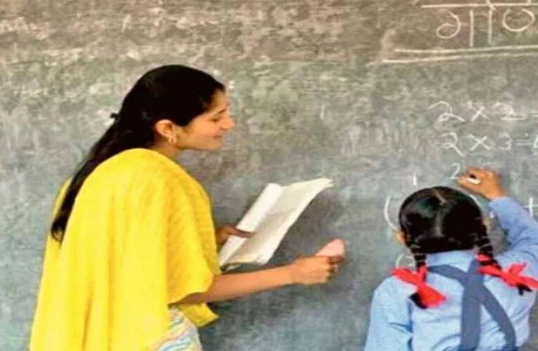 सुप्रीम कोर्ट का बड़ा फैसला: TET परीक्षा पर विवाद, UP के 2 लाख शिक्षकों की नौकरी पर संकट!