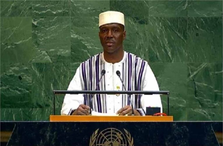 UN में जेलेंस्की पर गंभीर आरोप: आतंकियों को ड्रोन सप्लाई करने का खुलासा!