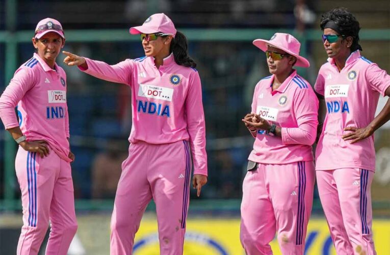 तीसरे महिला वनडे में धीमी ओवरगति: भारत को ऑस्ट्रेलिया के खिलाफ जुर्माने का सामना