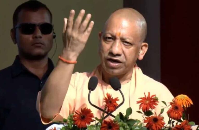 संत कबीर के नाम पर यूपी में बनेगा वस्त्र और परिधान पार्क, CM योगी का बड़ा ऐलान