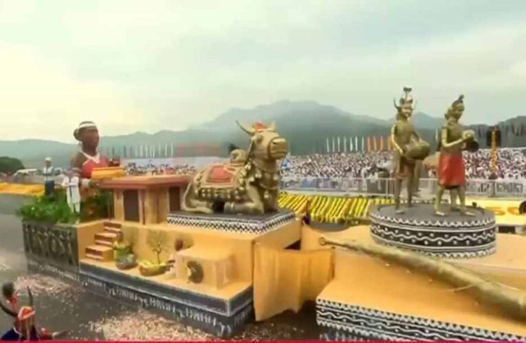गुजरात की धरती पर बस्तर का सम्मान — एकता परेड में छत्तीसगढ़ की झांकी ने दिखाया विकास का नया मॉडल