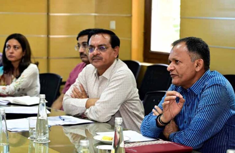 अंता उपचुनाव: 85 वर्ष से अधिक उम्र के मतदाता पोस्टल बैलेट से डाल सकेंगे वोट