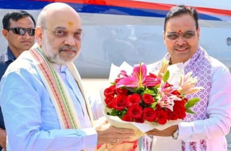 अमित शाह का स्वागत करने एयरपोर्ट पहुंचे सीएम, JECC में प्रदर्शनी का उद्घाटन करेंगे