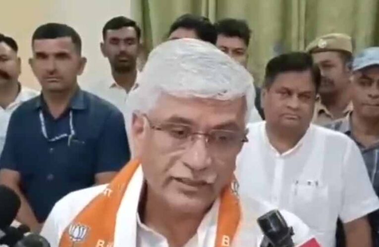 बंगाल में BJP सांसद पर हमला, मंत्री गजेंद्र सिंह ने महिलाओं की सुरक्षा पर उठाए सवाल