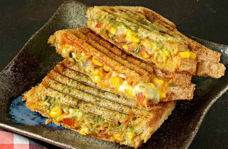 बच्चों के लिए टेस्टी कॉर्न सैंडविच: आसान और झटपट बनने वाली स्नैक्स रेसिपी