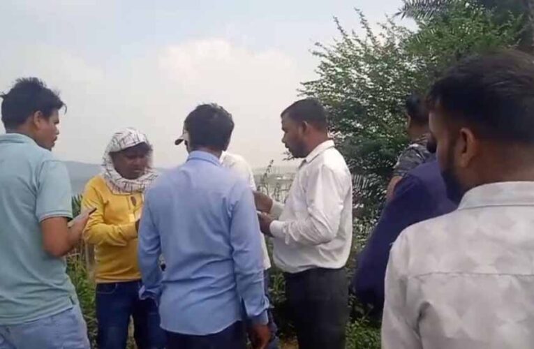 डेम के पास मिला तीन दिन से लापता युवक का शव, परिजनों ने हत्या की आशंका जताई