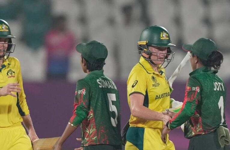 ऑस्ट्रेलिया ने मारी सेमीफाइनल में एंट्री, बांग्लादेश को करारी शिकस्त