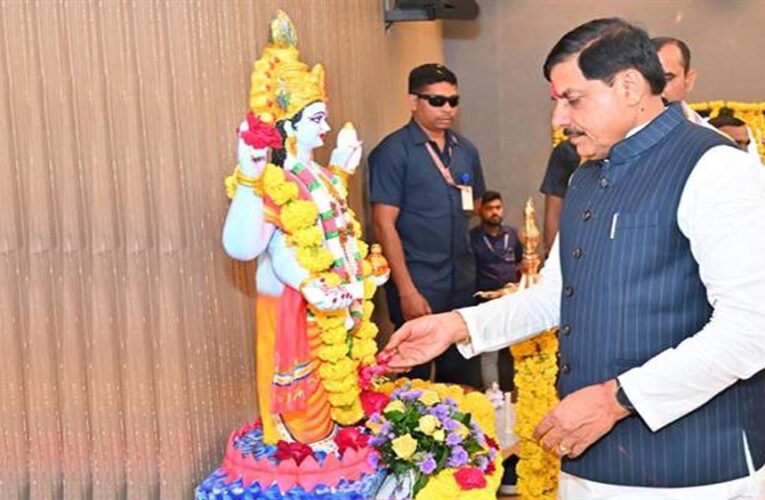 स्वच्छता, वृक्षारोपण और जल संरक्षण को जीवन का संकल्प बनाएं : मुख्यमंत्री डॉ. यादव