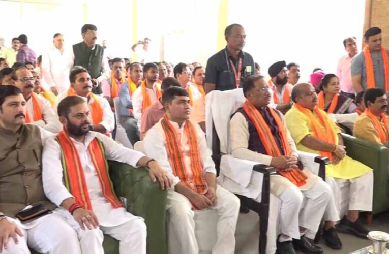 मुख्यमंत्री साय ने सुनी ‘मन की बात’, छत्तीसगढ़ का उल्लेख करने पर प्रधानमंत्री मोदी का धन्यवाद किया