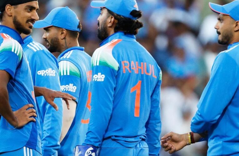 टीम इंडिया को रोमांचक मैच में हार, ऑस्ट्रेलिया ने सीरीज़ पर किया कब्जा; रोहित-श्रेयस की मेहनत बेकार गई