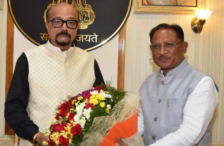 रायपुर : राजभवन में दीपावली मिलन समारोह का हुआ आयोजन