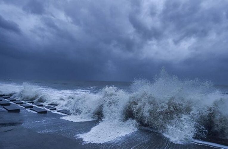 चक्रवाती तूफान की चेतावनी : भारी बारिश और तेज हवाओं के साथ इन इलाकों में खतरा बढ़ा