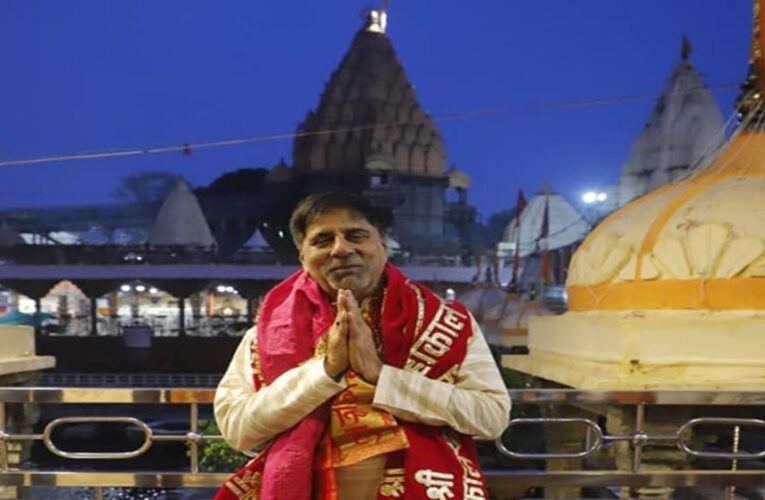 पूर्व क्रिकेटर श्रीकांत ने उज्जैन में महाकाल के दर्शन किए, भस्म आरती में शामिल होकर लिया आशीर्वाद