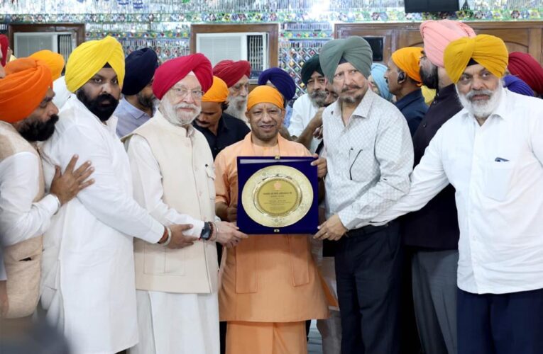 काशी गंगा महोत्सव में भजनों से भक्ति रस की सरिता बहाएंगे हंसराज रघुवंशी