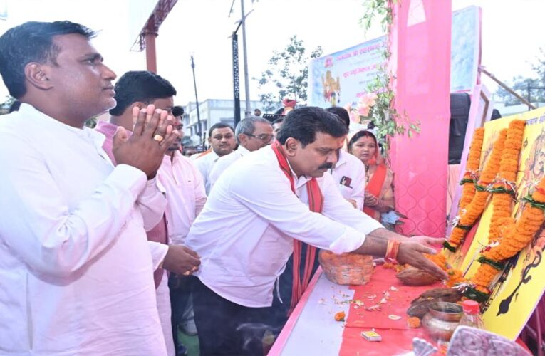 रायपुर : डड़सेना कलार समाज सशक्त रूप से संगठित होकर एक नई दिशा में आगे बढ़ रहा- उपमुख्यमंत्री  विजय शर्मा