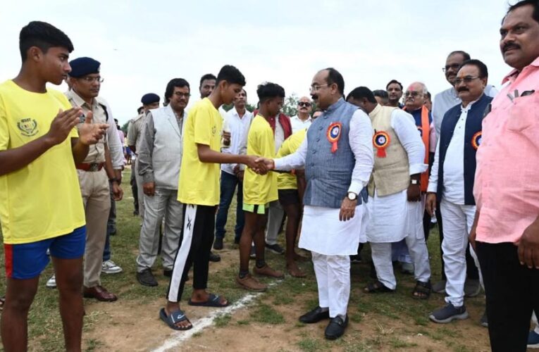 रायपुर : उप मुख्यमंत्री  अरुण साव ने विकासखंड स्तरीय बस्तर ओलंपिक का किया शुभारंभ