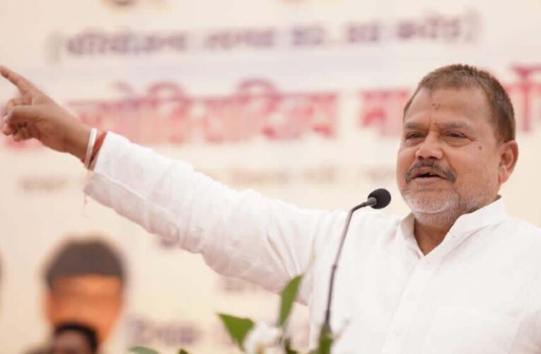 अंतिम पंक्ति के व्यक्ति तक पहुंचे जनकल्याणकारी योजनाओं का लाभ : ऊर्जा मंत्री  तोमर