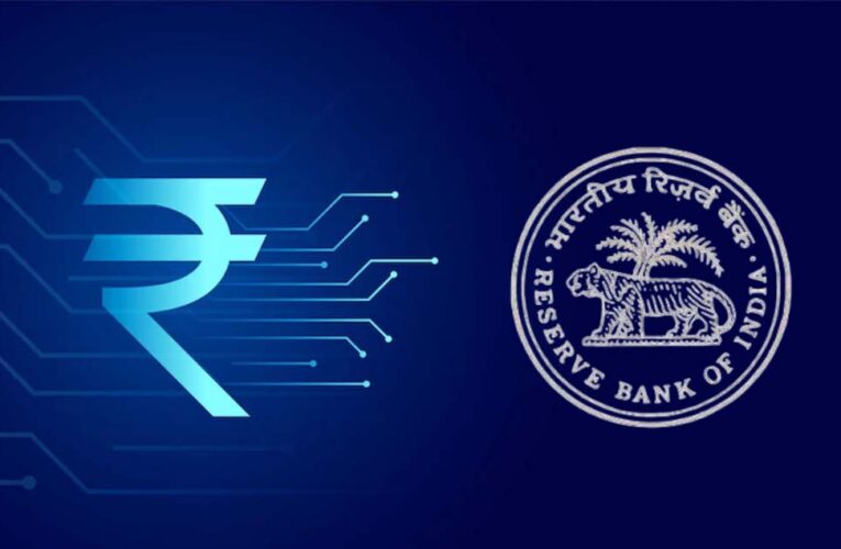 गिरते रुपये को संभालने के लिए RBI का बड़ा कदम, तैयार किया मास्टर प्लान