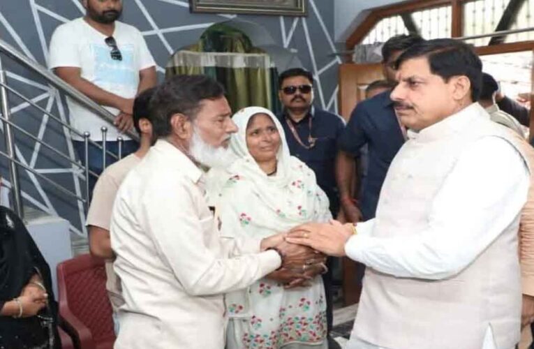 कफ सिरप से बच्चों की मौत मामला: नागपुर अस्पताल पहुंचे CM मोहन यादव, परिजनों से की मुलाकात