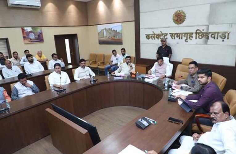 कफ सिरप प्रकरण में अब तक हुई कार्रवाई की उप मुख्यमंत्री  शुक्ल ने की समीक्षा