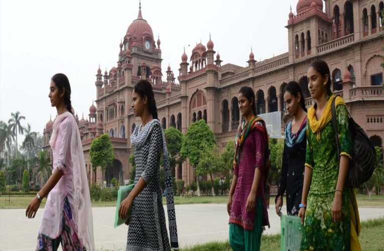 दुनिया की टॉप यूनिवर्सिटी फिर बना ऑक्सफोर्ड, भारतीय संस्थान टॉप 100 से बाहर