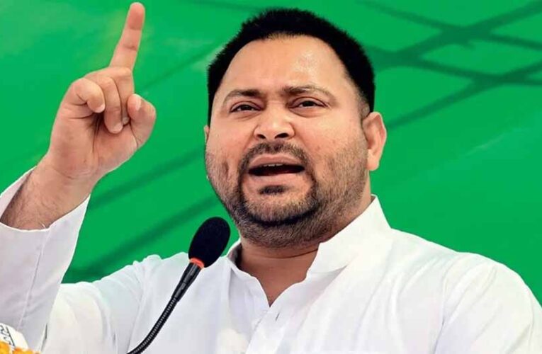 खगड़िया में तेजस्वी यादव का बड़ा हमला: सिर्फ सरकार नहीं, ये भी करेंगे!