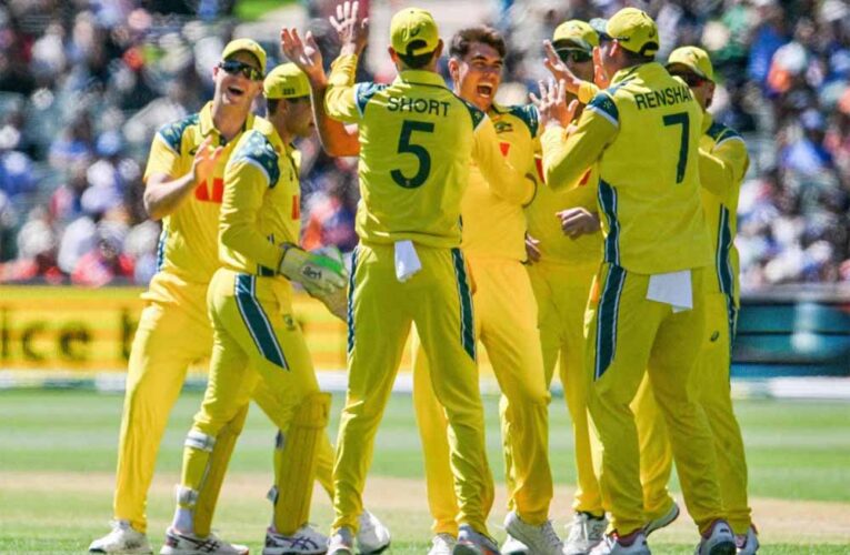 टीम इंडिया का जलवा! रोहित और अय्यर के अर्धशतकों से 265 रन का टारगेट