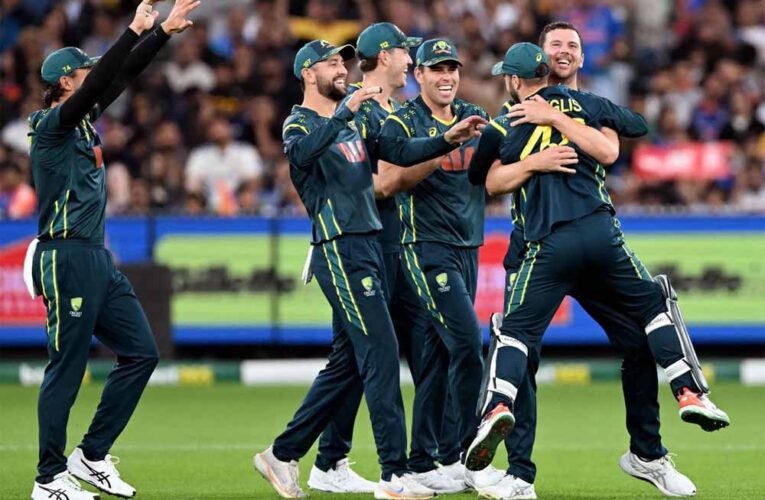 मेलबर्न में टीम इंडिया की हार: ऑस्ट्रेलिया ने पहले T20 में मारी बाजी, सीरीज में 1-0 से बढ़त