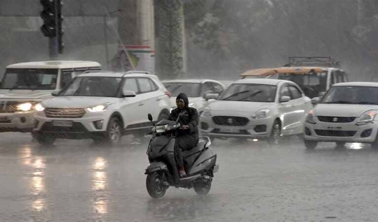 प्रदेश में मौसम बदला, 11 जिलों में ओले और 15 इलाकों में भारी बारिश का अलर्ट