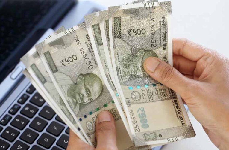 दिवाली गिफ्ट! केंद्र सरकार ने कर्मचारियों को दिया 60 दिन का बोनस