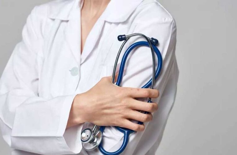 छत्तीसगढ़ के अस्पतालों में संकट: सुपरस्पेशलिस्ट डॉक्टरों के 70% पद खाली