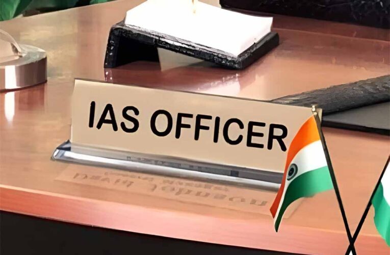 बिहार चुनाव में यूपी का जलवा: आयोग ने भेजे 31 IAS अफसर पर्यवेक्षक बनाकर