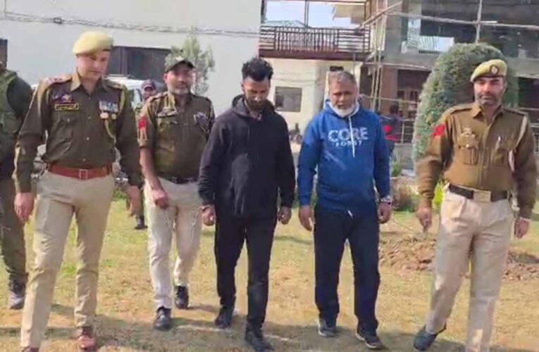 जम्मू-कश्मीर में पुलिस का बड़ा एक्शन: कुख्यात अपराधी गिरफ्तार, खुलासा कर गया चौंकाने वाला नेटवर्क