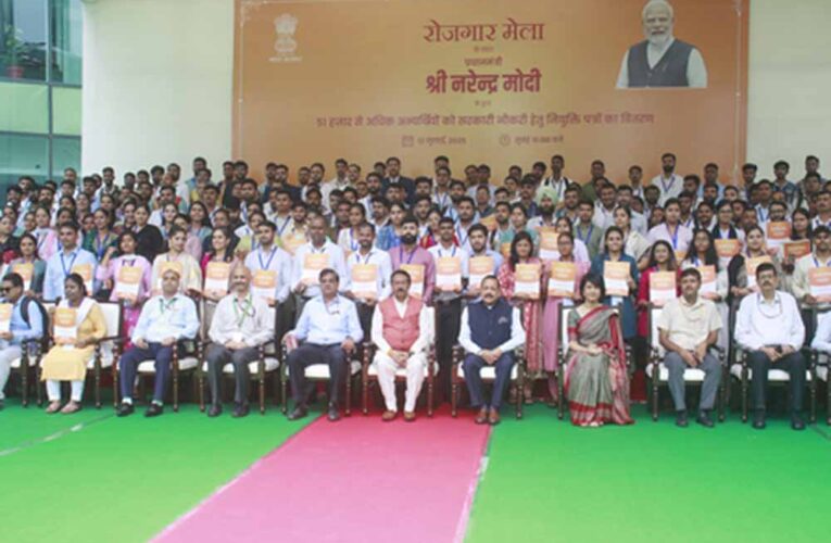 पीएम मोदी से नियुक्ति पत्र पाकर झूमे युवा, बोले– अब ‘विकसित भारत’ का हिस्सा बनने का सपना हुआ पूरा