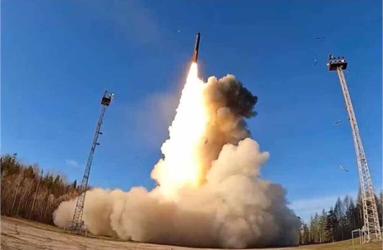 परमाणु युद्ध का खतरा बढ़ा! रूस ने किया भयंकर Nuclear War अभ्यास