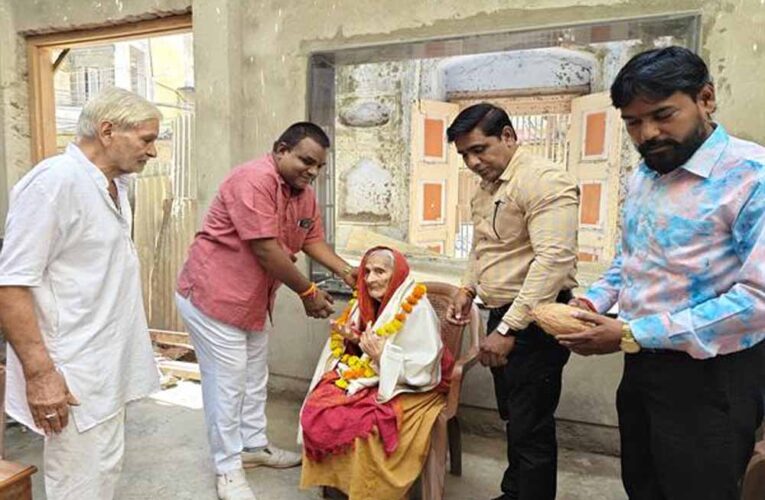 अंतर्राष्ट्रीय वृद्धजन दिवस पर प्रदेश में हुए सम्मान समारोह