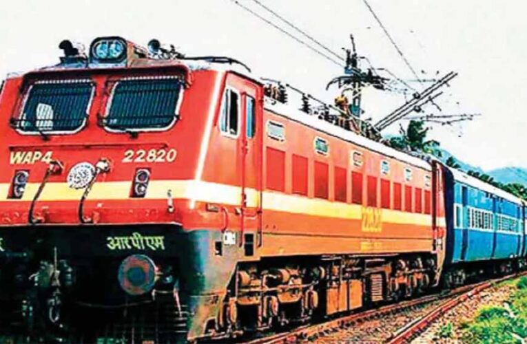 दीपावली से छठ तक ट्रेनें फुल! उत्तराखंड से घर जाने वालों की बढ़ी परेशानी